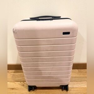 away the carry on Luggage Pink